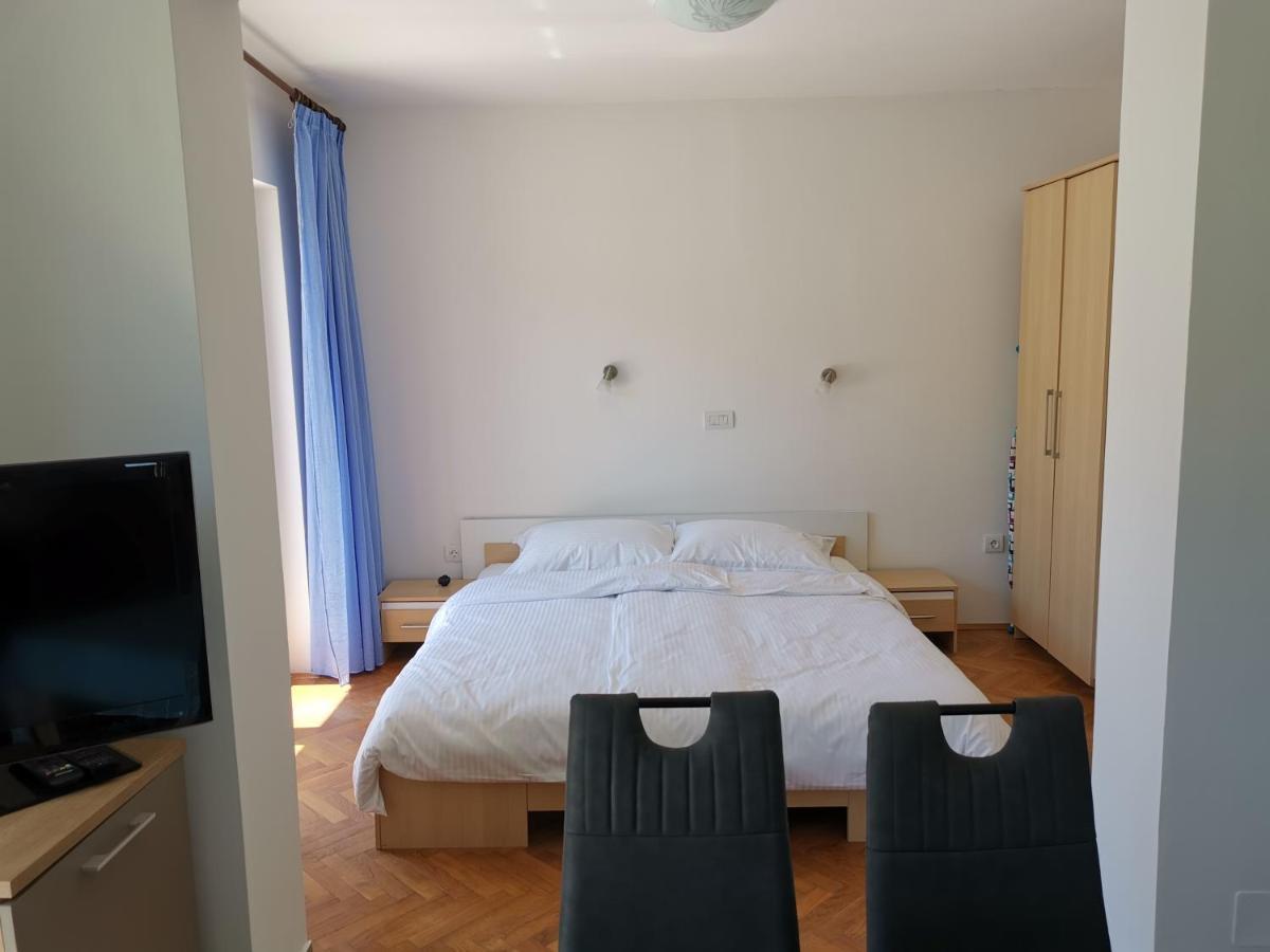 Apartments Jurandvor Baska  Exterior photo